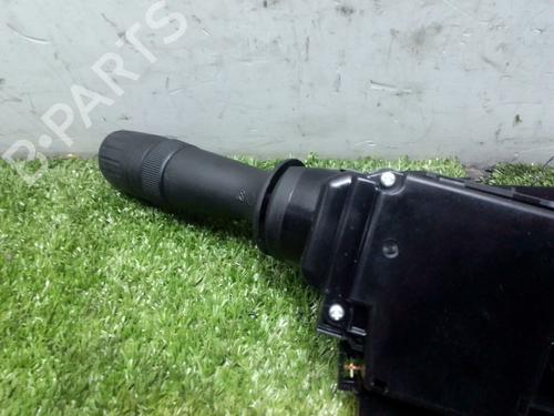 Switch TOYOTA AURIS (_E18_)  | BP8421535I30