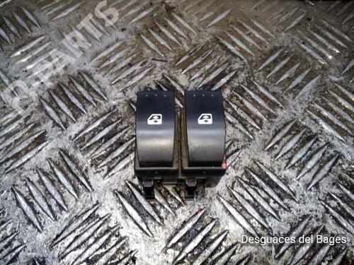 Used Left front window switch Left front window switch RENAULT SCÉNIC II (JM0/1_) [2003-2010] 10267892 10267892