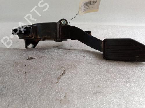 Used Pedal TOYOTA YARIS (_P13_) 1.5 Hybrid (NHP130_) (101 hp) 32364530