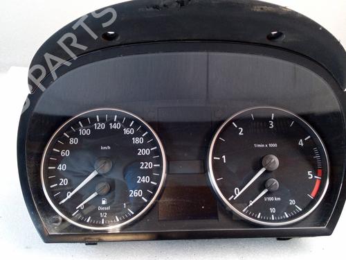 Used Instrument cluster BMW 3 (E90) 318 d (122 hp) 22400453