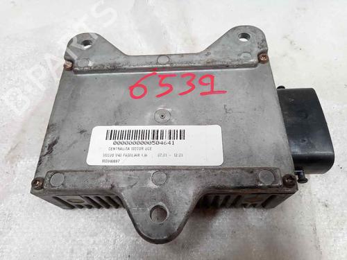 Calculateur moteur (ecu) VOLVO V40 Estate (645) 1.8 i (125 hp) 15262355