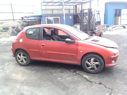 Fuse box PEUGEOT 206 Hatchback (2A/C) 1.6 HDi 110 | BP27236235E1 