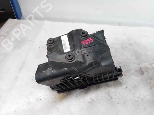 Used Air filter box TOYOTA AVENSIS Saloon (_T27_) 2.0 D-4D (WWT271_) (143 hp) 17188416