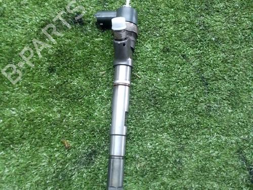 Used Injector HYUNDAI H-1 / STAREX Bus (A1) 2.5 TD 4WD (101 hp) 8792924