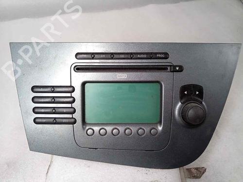 Used Radio SEAT LEON (1P1) 2.0 TDI (140 hp) 19643843