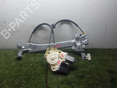 Rudehejsemekanisme venstre bagtil RENAULT MEGANE III Hatchback (BZ0/1_, B3_) 1.4 TCe (BZ0F, BZ1V) (131 hp) 8682349