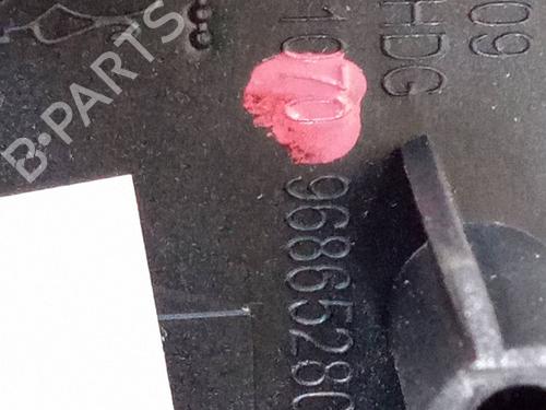 Air vent PEUGEOT 5008 (0U_, 0E_) 1.6 HDi | BP27224509I21