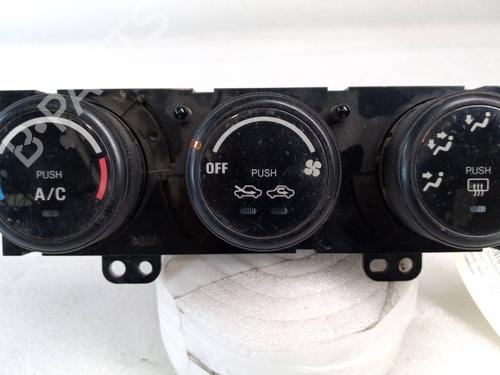 Comando chauffage SUZUKI GRAND VITARA I (FT, HT) 2.0 HDI 110 16V 4x4 (SQ420D, TD83V) (109 hp) 20640340