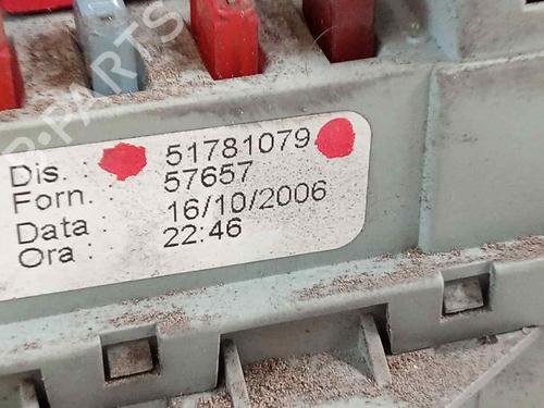 Fuse box FIAT STILO (192_) 1.4 16V (192AXH1B, 192BXH1B) | BP27224457E1 