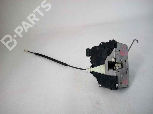 front-right-lock-opel-corsa-e-x15-14-lpg-08-68-13431840-2014-10518710 main image