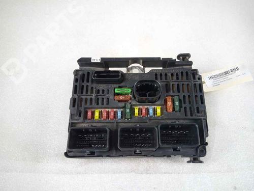 Used Fuse box Fuse box CITROËN C5 II (RC_) 1.6 HDi (RC8HZB) (109 hp) 10961021 10961021