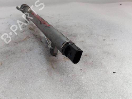 Injection rail MERCEDES-BENZ B-CLASS Sports Tourer (W245) B 200 CDI (245.208) | BP18240617M98