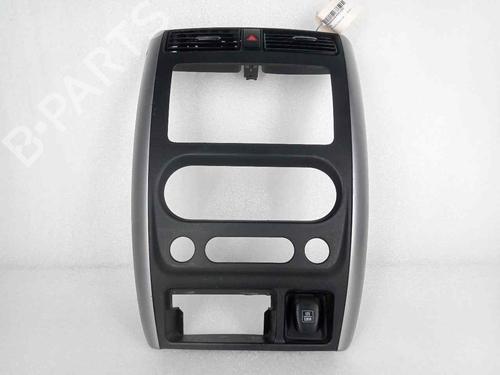 Dashboard SUZUKI JIMNY Closed Off-Road Vehicle (SN) 1.5 DDiS 4WD (SN415D) (65 hp) 11288795