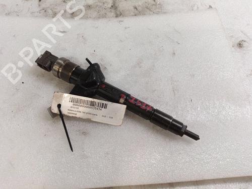 Used Injector NISSAN ALMERA TINO (V10) [1998-2006]  31636629