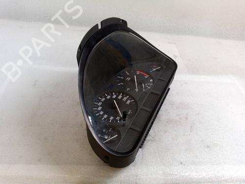 Instrument cluster BMW 5 (E39) 525 tds | BP32211487C47