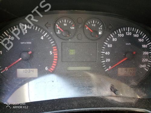 Luz central trasera SEAT TOLEDO II (1M2)  | BP26034422I39 