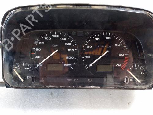 Used Instrument cluster VW GOLF III (1H1) 1.6 (101 hp) 24621731