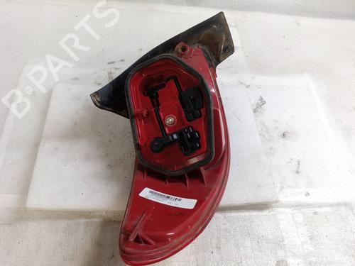 Right taillight PEUGEOT 206 Hatchback (2A/C) 1.6 i | BP32163249C35 