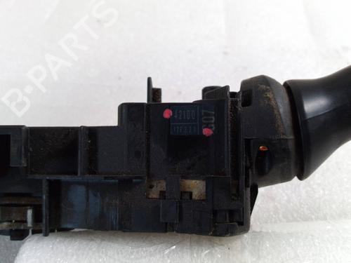 Switch TOYOTA PRIUS Liftback (_W2_) 1.5 Hybrid (NHW20_, NHW20R) | BP38015004I30 - Image 2