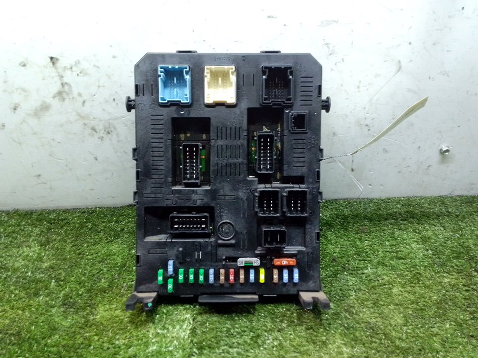 Fuse box PEUGEOT 207 CC (WD_) 1.6 HDi 8598127 BParts