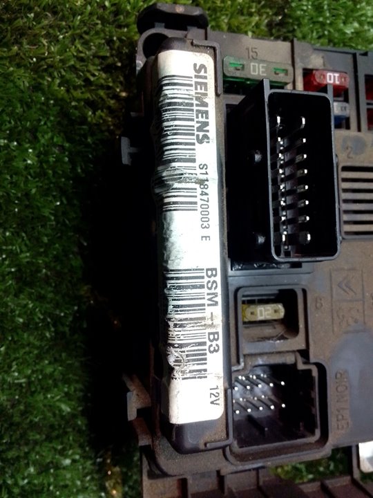 Fuse box PEUGEOT 206 Hatchback (2A/C) 8256841 BParts