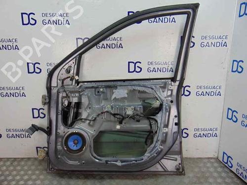 Right front door KIA SORENTO I (JC) 2.5 CRDi 4WD | BP7726735C3 