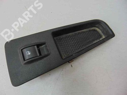 Used Right front window switch Right front window switch FIAT PUNTO (199_) 1.3 D Multijet (75 hp) 7728670 7728670