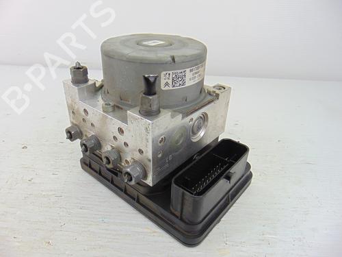 Used ABS pump PEUGEOT 208 I (CA_, CC_) 1.2 THP 110 (110 hp) 8917575