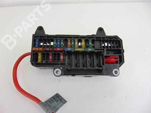 Used Fuse box Fuse box BMW 7 (E65, E66, E67) 740 d (258 hp) 10626230 10626230