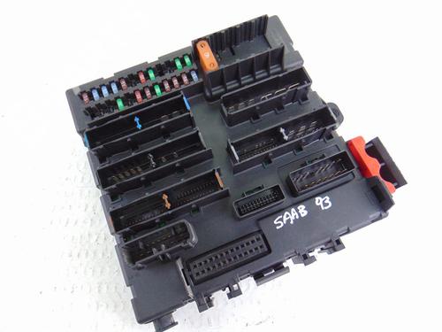 fuse-box-saab-9-3-estate-e50-19-tid-12769679-2005-2006-2007-2008-2009-2010-2011-2012-2013-2014-2015-9838347 main image