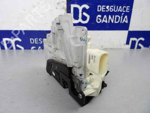 Venstre fortil lås AUDI A4 B7 (8EC) 2.0 TDI 16V (140 hp) 7721388