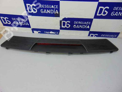 Used Third brake light Third brake light BMW 7 (E65, E66, E67) 730 d (218 hp) 7727637 7727637