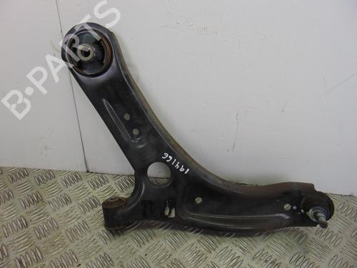 Used Left front suspension arm HYUNDAI i20 II (GB, IB) 1.2 (84 hp) 9144586