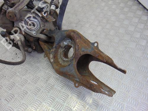Left rear steering knuckle MERCEDES-BENZ C-CLASS (W204) C 180 Kompressor (204.046) | BP11351007M27 
