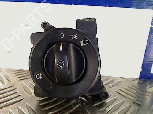 Used Headlight switch MERCEDES-BENZ SPRINTER 3,5-t Van (B906) 313 CDI (906.631, 906.633, 906.635, 906.637) (129 hp) 7717468