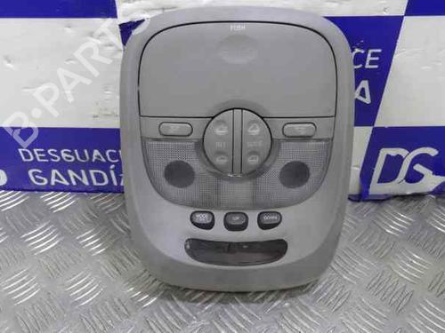 Used Interior roof light KIA SORENTO I (JC) 2.5 CRDi 4WD (140 hp) 7718604