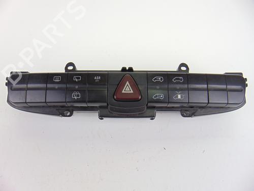 Used Warning switch MERCEDES-BENZ VITO / MIXTO Van (W639) 111 CDI 4x4 (639.601, 639.603, 639.605) (109 hp) 10779424