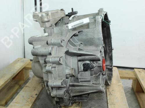 Gearbox MITSUBISHI CARISMA (DA_) 1.9 DI-D (DA5A) | BP8882868M3 