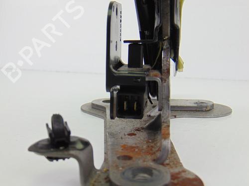 Hand brake PEUGEOT 208 I (CA_, CC_) 1.2 THP 110 | BP8915277I18 