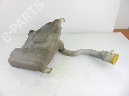 Used Windscreen washer tank MERCEDES-BENZ C-CLASS (W203) C 270 CDI (203.016) (170 hp) 8610293