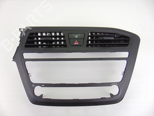 Used Air vent HYUNDAI i20 II (GB, IB) 1.2 (84 hp) 11655071