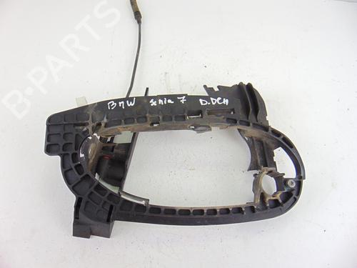 Front right exterior door handle BMW 7 (E65, E66, E67) 740 d | BP10626212C129 
