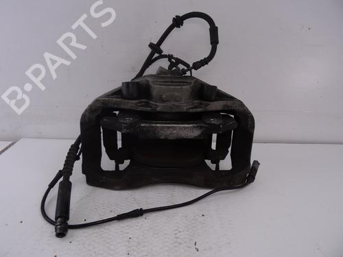 Used Left front brake caliper BMW 7 (F01, F02, F03, F04) 740 d xDrive (306 hp) 18472859