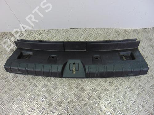 Guarnecido porton trasero BMW 3 (F30, F80) 328 i (245 hp) 9195172