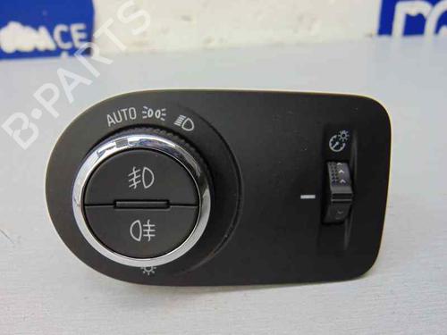 Used Headlight switch OPEL ASTRA K (B16) 1.6 CDTi (68) (136 hp) 7728807