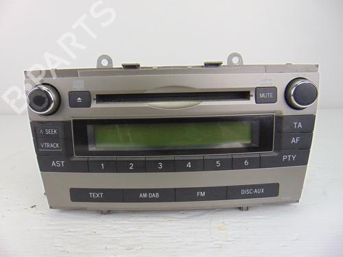 Used Radio TOYOTA AVENSIS Estate (_T27_) 2.0 D-4D (ADT270_, ADT270R) (126 hp) 8853755