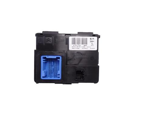 Used Electronic module PEUGEOT 308 II (LB_, LP_, LW_, LH_, L3_) [2013-2021]  19574639