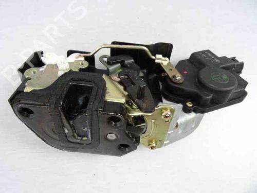 Rear left lock HYUNDAI SANTA FÉ I (SM) 2.0 CRDi 4x4 | BP7719612C100 