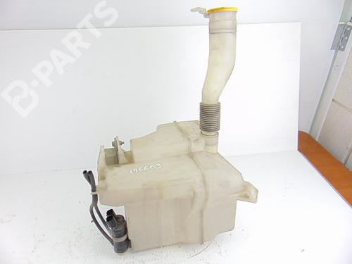 Used Windscreen washer tank Windscreen washer tank SUBARU FORESTER (SJ_) 2.0 D AWD (SJD) (147 hp) 9641812 9641812