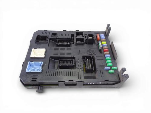 Used Fuse box CITROËN C4 I (LC_) [2004-2014]  32072265